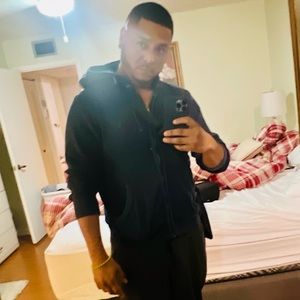 Meet your Posher, Javier